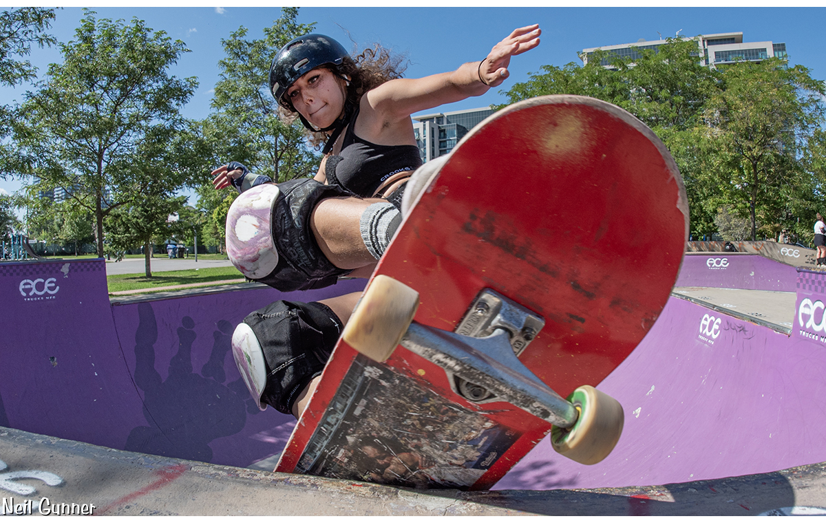 Sharlene goes front side up the vert wall